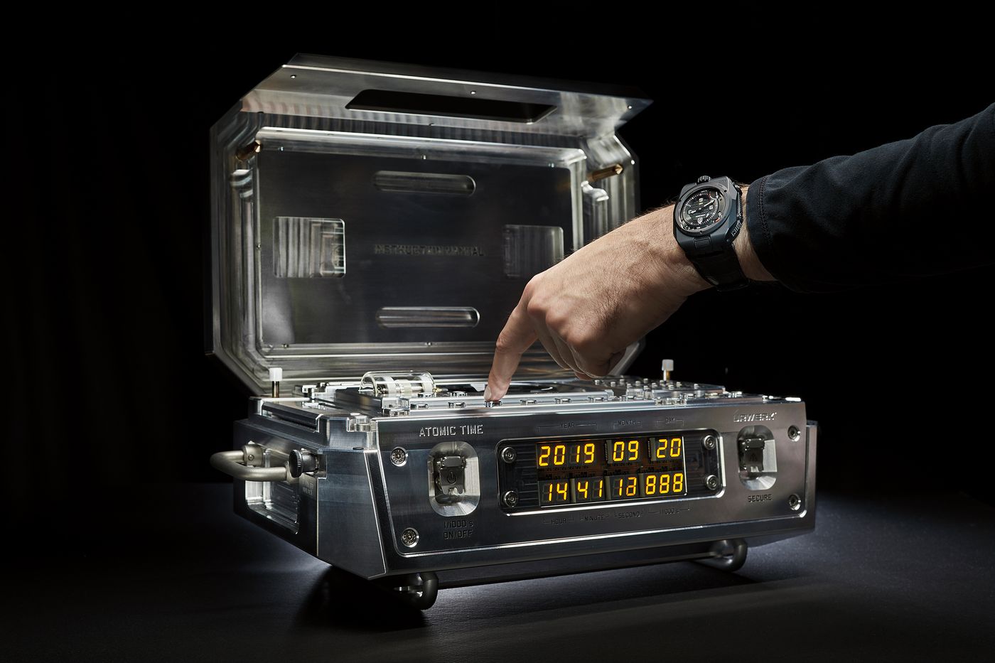 The 9 Best Atomic Clocks for 2024 Top Rated Picks