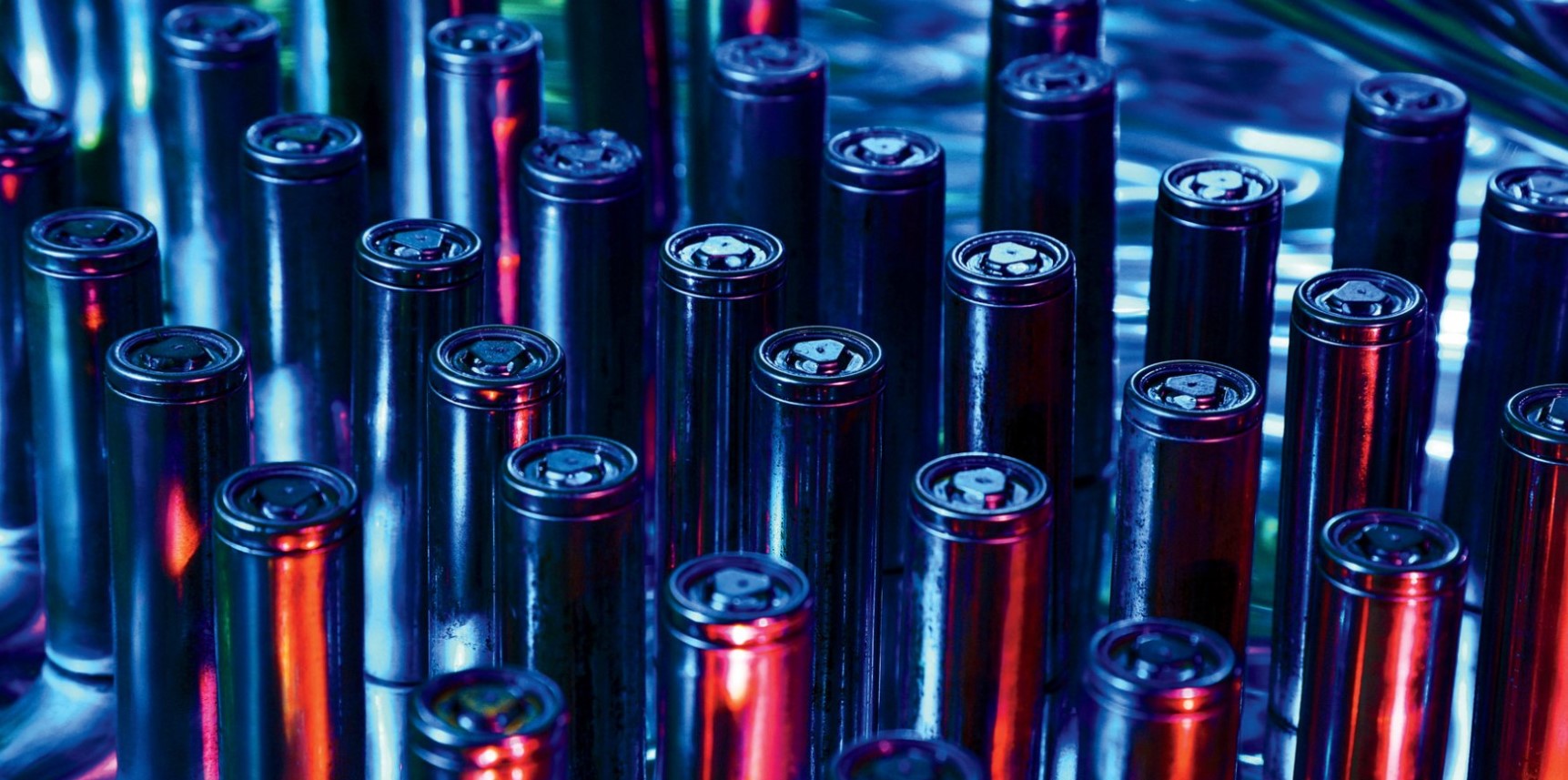 9 Best AA Batteries For Flashlights in 2024